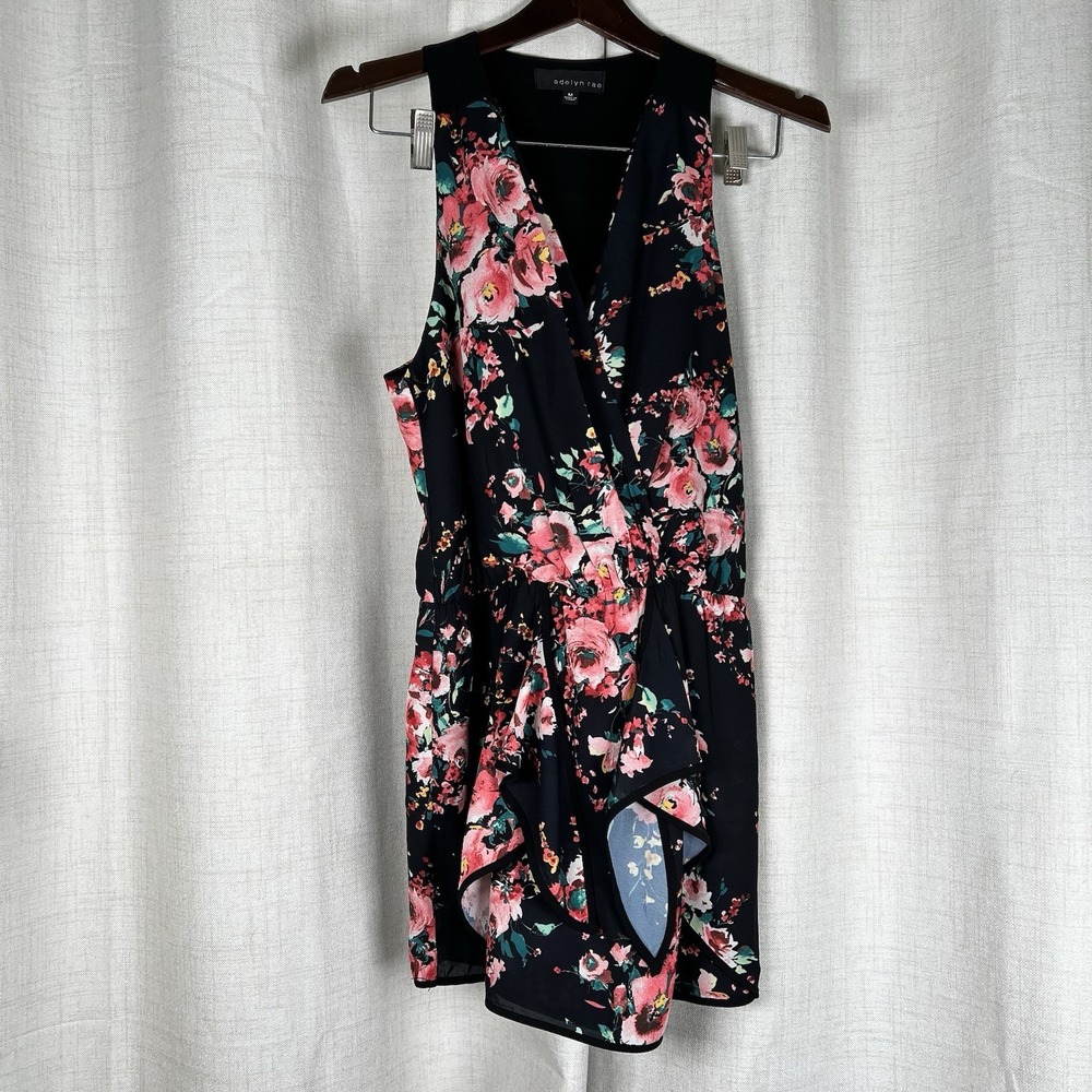 Adelyn Rae Floral Wrap Romper‎ Jumpsuit Sleeveless Black Pink Women's Medium